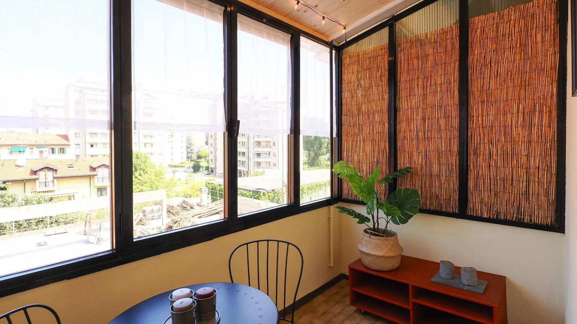 Apartament Primopiano - Semplicita Mediolan 0*,