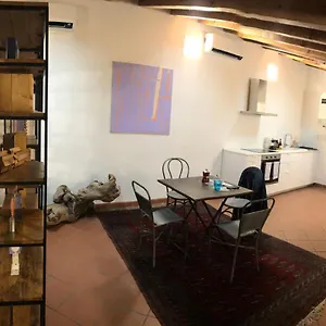 Πανσιόν Isola Libera, Μιλάνο