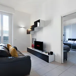 Nam House & Posto Auto Apartment