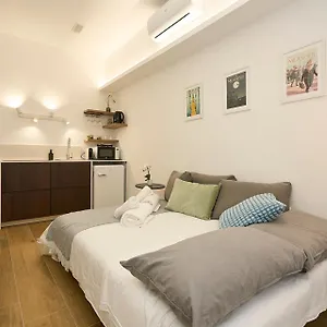 Duomo 10 Min - Cozy With Netflix & Wifi Appartamento
