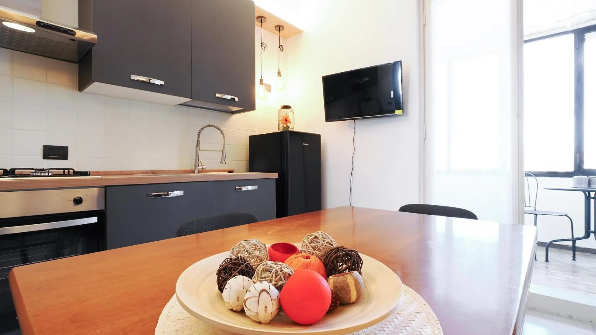 Apartamento Primopiano - Semplicita Milán 0*,